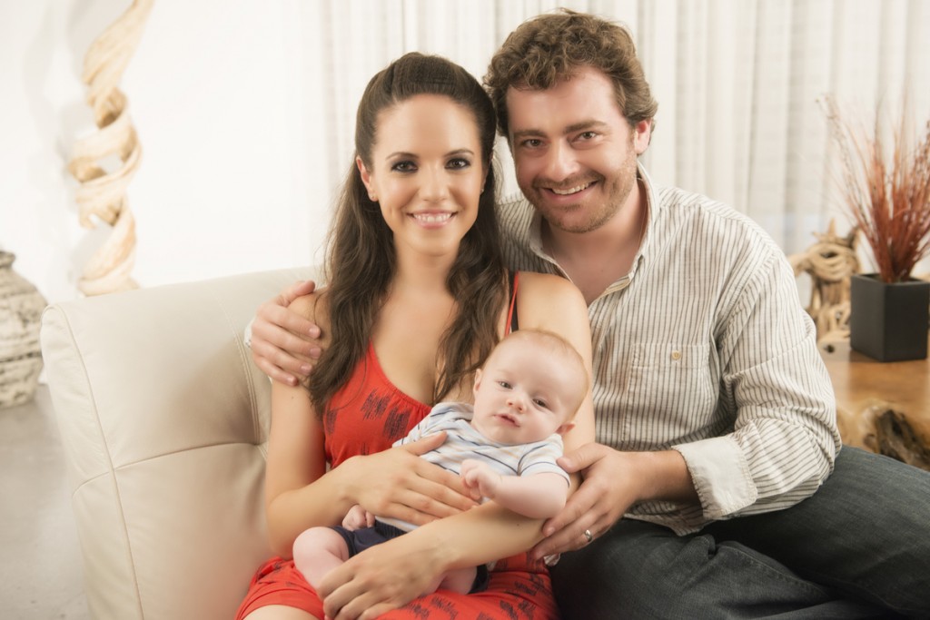 Anna, her husband and baby Sam. Image Credit: Huffington Post